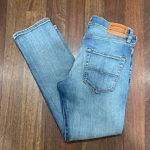 Lucky Brand Light Blue Athletic Straight Leg 410 Jeans